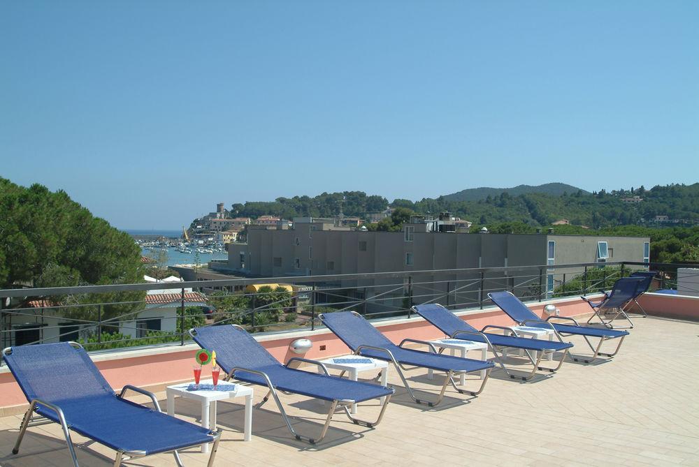 Hotel Mistral Marina di Campo Eksteriør billede